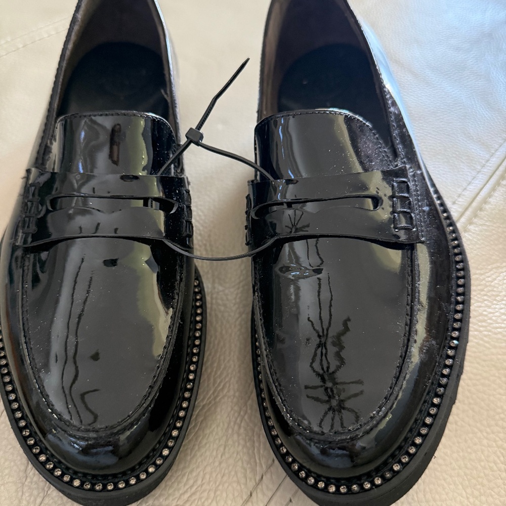 Paul Green Urban Flat Black Patent Loafer
